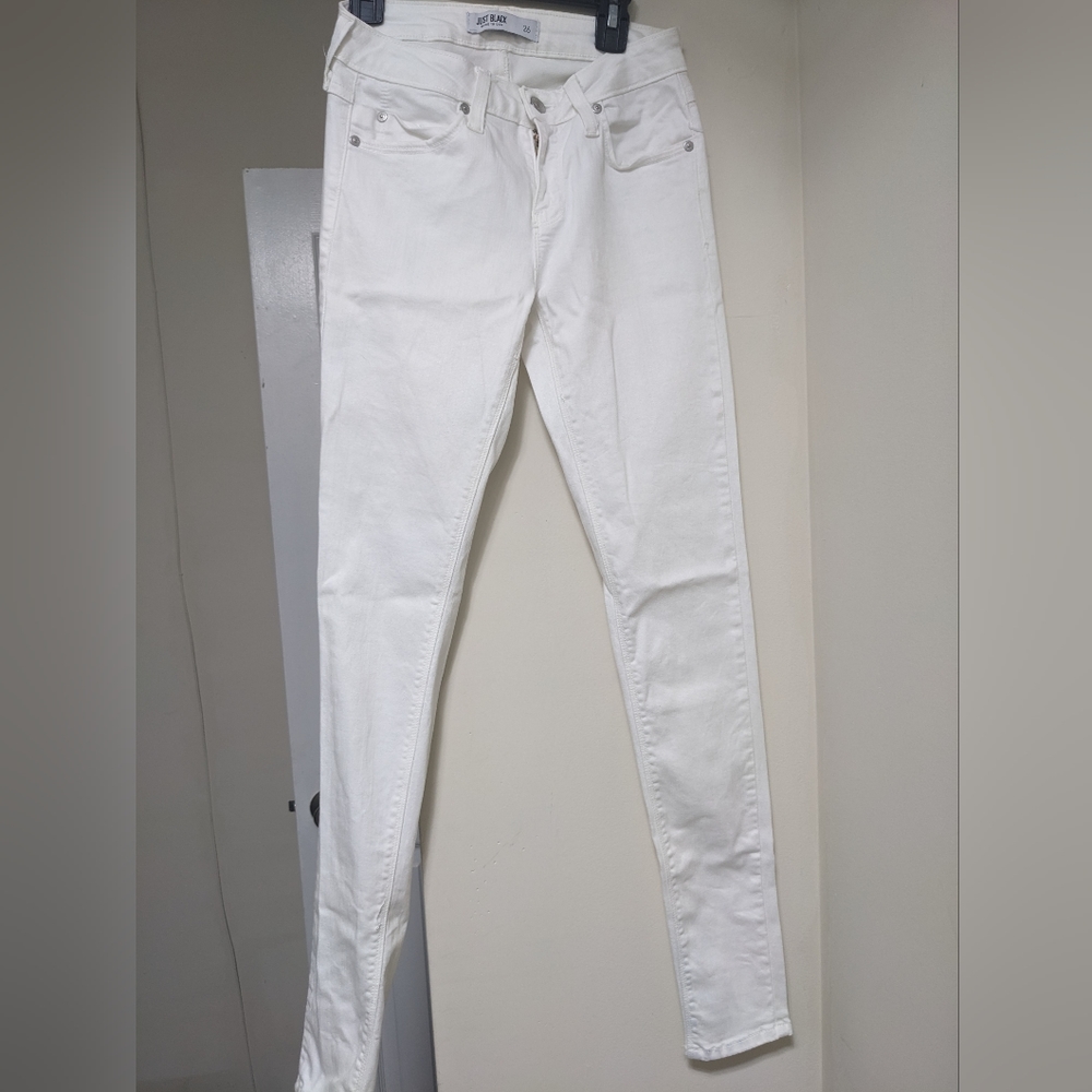 Just Black brand Skinny Jeans in white